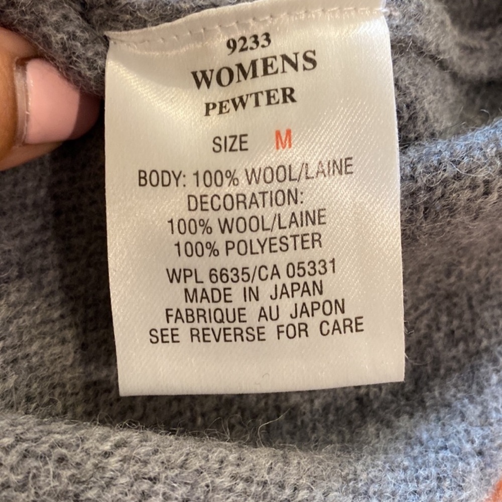 Woolrich Women's Wool Pewter Gray Sweater
with Hem and Cuff Accents Size M - Picture 11 of 16